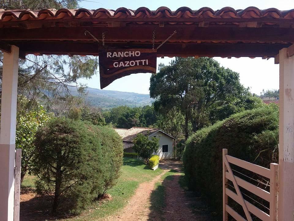 Chacara Gazotti Beira Lago Capitólio Exterior foto